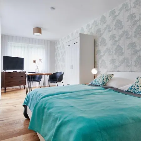 Bei Meyers - Neue Messe 3*