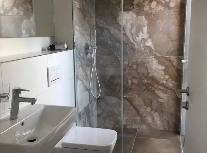 Bei Meyers - Neue Messe Affittacamere Lipsia