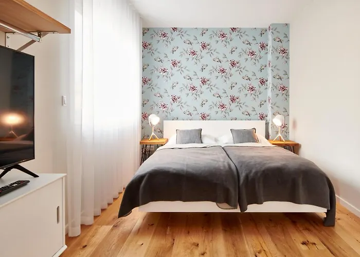 Bei Meyers - Neue Messe 3*